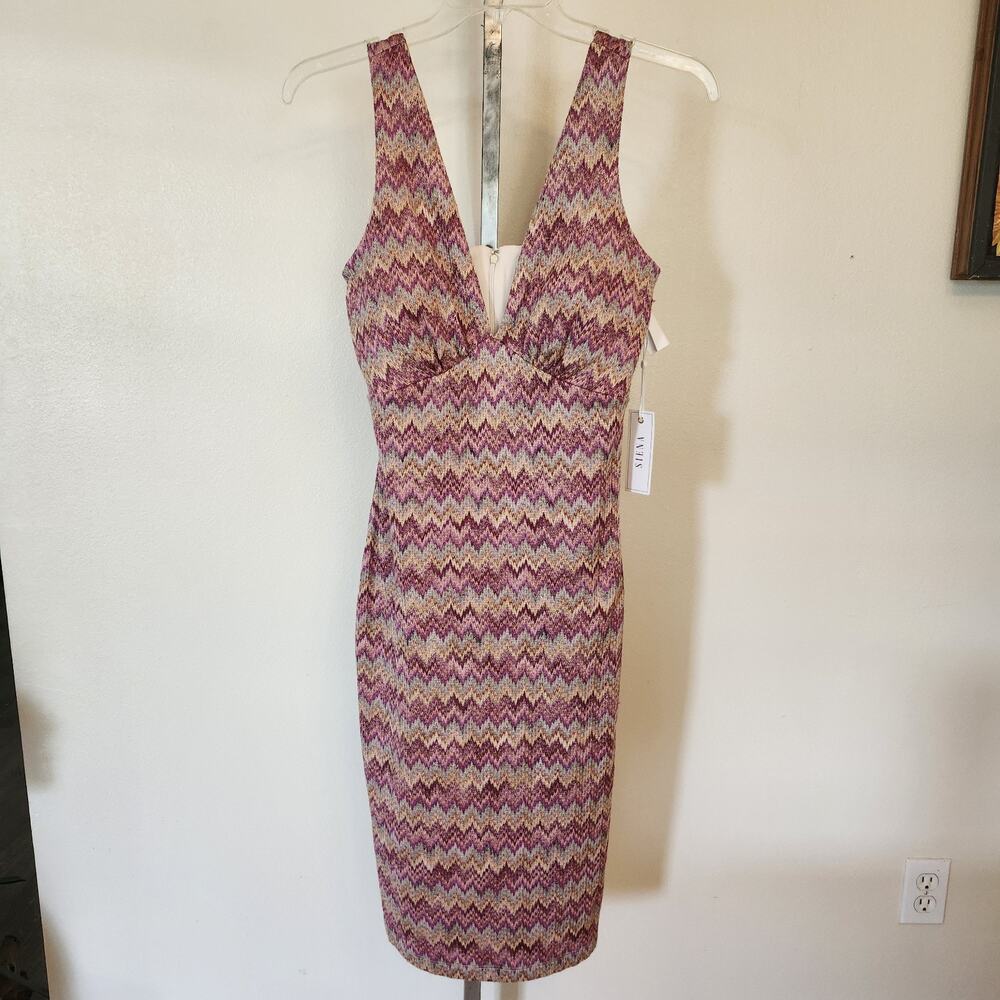 NWT Sinea Bodycon Plunge Neck Dress Size 12 Festive Fun Sexy - Picture 11 of 13